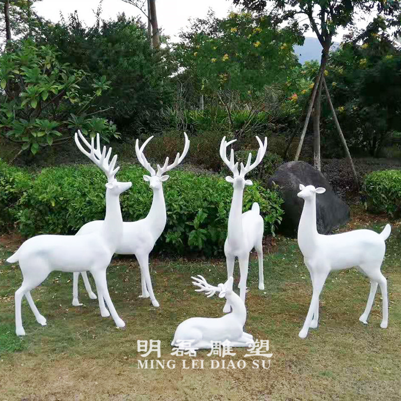 玻璃钢雕塑《鹿》